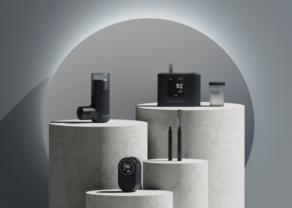 Multiple devices on pedestals