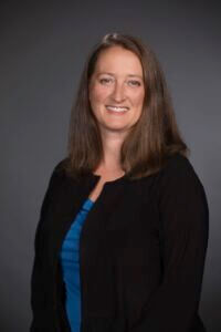 Headshot of Terri Kapur